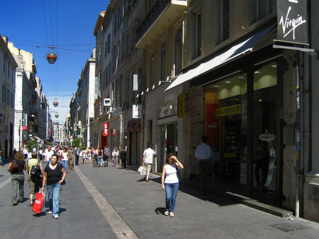 Einkaufsstraße in Marseille Foto 