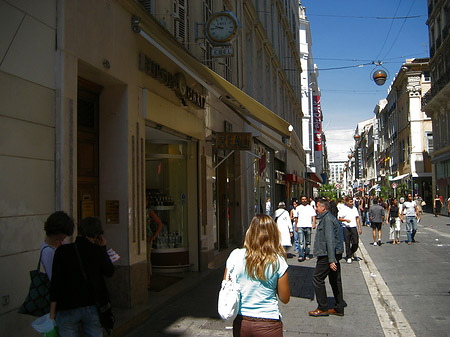 Einkaufsstraße in Marseille Foto 